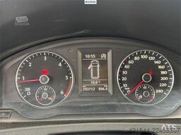 VW Transporter – 8-Seater