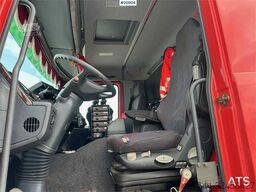 Mercedes-Benz Actros 4448 8x8 heavy hauler w/ SWS body and low m