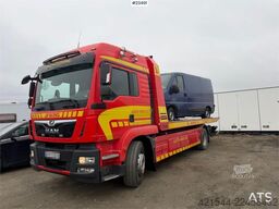 MAN TGM 4x2 tow truck w/ 6 seats, tow boom and Isoli b