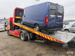 MAN TGM 4x2 tow truck w/ 6 seats, tow boom and Isoli b