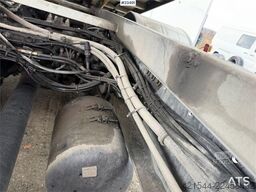 MAN TGM 4x2 tow truck w/ 6 seats, tow boom and Isoli b