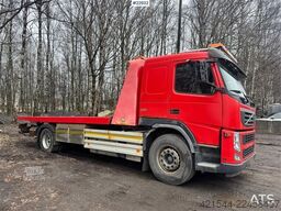 Volvo FM330 recovery truck.