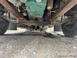 Volvo FM330 recovery truck.
