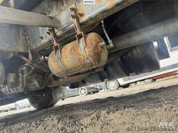 Volvo FM330 recovery truck.