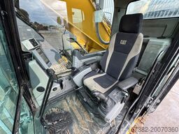 Caterpillar 336FL Tracked material handler