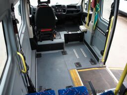 FIAT Ducato CNG Rollstuhl 6-Sitzer Rampe 2 Plätze