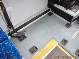 FIAT Ducato CNG Rollstuhl 6-Sitzer Rampe 2 Plätze