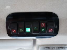 FIAT Ducato CNG Rollstuhl 6-Sitzer Rampe 2 Plätze