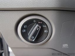 VW Crafter 2.0 TDi L2H1 DSG LED Massage ACC AHK 3.5