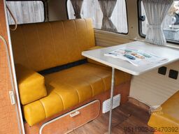 VW T2 A Westfalia Camper Hubdach Festbett