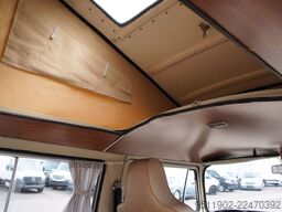VW T2 A Westfalia Camper Hubdach Festbett