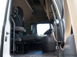 MERCEDES-BENZ Actros 1942 Streamspace 2x Tank Euro6 Navi