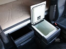 MERCEDES-BENZ Actros 1942 Streamspace 2x Tank Euro6 Navi