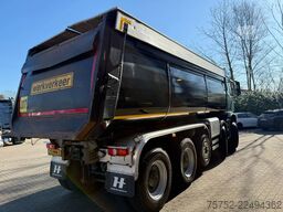 Mercedes-Benz Arocs 10x8 Geisoleerde kipper 310.768KM NL Truc...