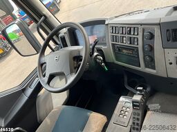 Volvo FE 250 Euro 6 Hiab 14 Tonmeter laadkraan Just 1...