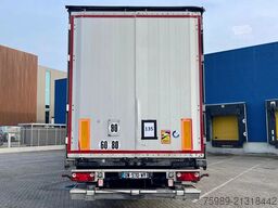 Schmitz Cargobull Mooving roof, pallet box, DISC BRAKES, GATES, LIFT