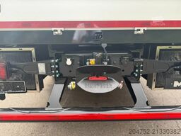 MAN TGS 35.520 MAN TGS 35.520 8X2 PK 92002 8+6 Jib