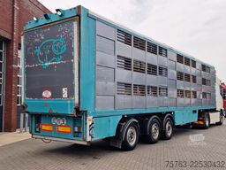 Lecitrailer Guiton livestock trailer 3 deck - Loadlift - St...