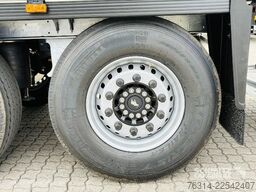 Schmitz Cargobull Tiefkühler Standard Doppelstock Trennwand