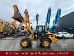 CATERPILLAR 906 H / Klappschaufel + Palettengabel/ SW /