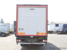 Renault D 320E6 Wide CS 1050 Strom Rolltor+LBW FRC Bett