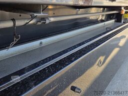 Schmitz Cargobull S01 Liftachse | Palettenkasten