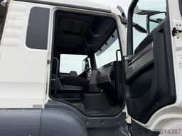 MAN TGS 35.500 10x4 Kipper / Swiss-Vehicle