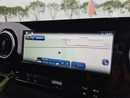 MERCEDES-BENZ SPRINTER 317 L2H2 LED Mbux Navi