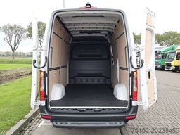 MERCEDES-BENZ SPRINTER 317 L2H2 LED Mbux Navi