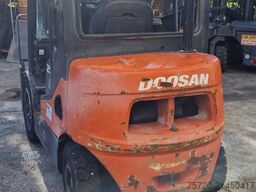 Doosan D25-5 Duplexmast, Seitenverschiebung, autom. Gabelverst.