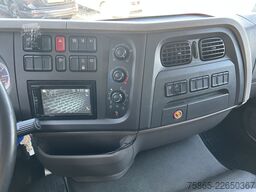 DAF LF 230 FA / 12 Ton / 246 dkm / Navi / Box / Laa...