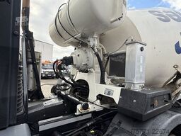 MAN TGS 32.430 8x4 BB EURO6 BETONOMIESZARKA LIEBHERR
