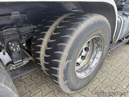 MAN TGS 32.430 8x4 BB EURO6 BETONOMIESZARKA LIEBHERR