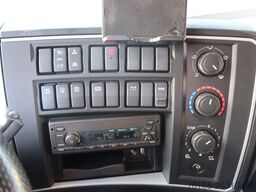 Renault D250 Bakwagen + Laadklep Deuren