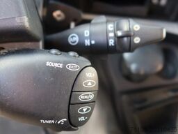 Renault D250 Bakwagen + Laadklep Deuren