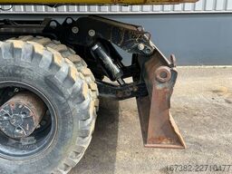 Caterpillar M322D