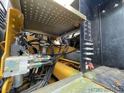 Caterpillar M322D