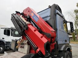 Mercedes-Benz Actros 2548 LS 6X2 Kran HMF 3220 bis 16 Meter