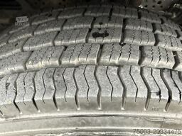 Mercedes-Benz Actros 2548 LS 6X2 Kran HMF 3220 bis 16 Meter