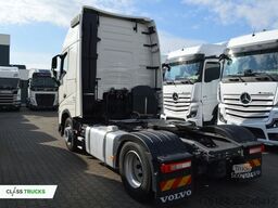 VOLVO FH 500 XL i-ParkCool ACC Side Skirts