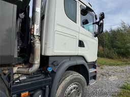 Scania R580 8x4 Tipper Truck – 88,000 km