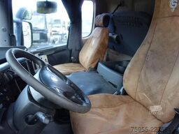 Scania P420 6x4 steelsprings