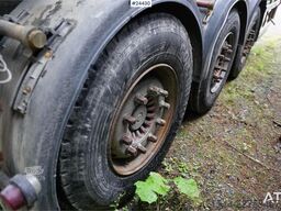 Carnehl 3-Axle Tipping Semi-Trailer