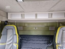 Volvo FH 16.750 6x2*4 - Low roof - 4.60 WB - Full air...