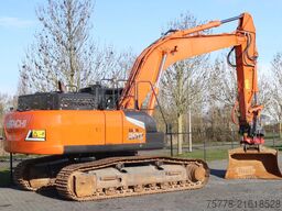 Hitachi ZX300 LC-7 | ROTOTILT | BUCKET