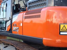 Hitachi ZX300 LC-7 | ROTOTILT | BUCKET