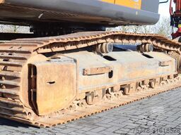 Hitachi ZX300 LC-7 | ROTOTILT | BUCKET