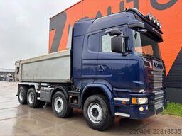 Scania R 580 8x4 RETARDER / FULL STEEL / BOX L=5576 mm