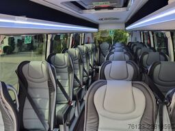 MERCEDES-BENZ 519 Sunset S 4 Ferqui Lagerfahrzeug Stock