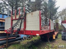 Vang Machine Semi-Trailer with Hydraulic Ramps and Exte